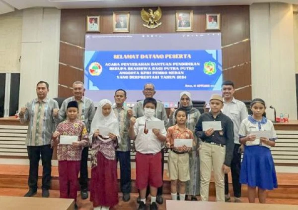 KPRI Pemko Medan Berikan Beasiswa kepada 239 Pelajar Berprestasi - DigitalMediaPublic